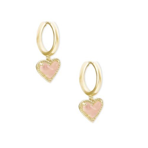 KENDRA SCOTT ARI HEART HUGGIE EARRINGS