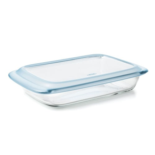 OXO GOOD GRIPS GLASS BAKING DISH WITH LID (3-QUART)