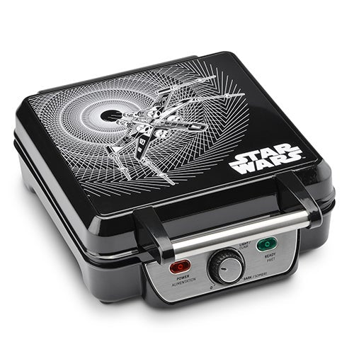 Star Wars Waffle Maker w/ Temperature Control