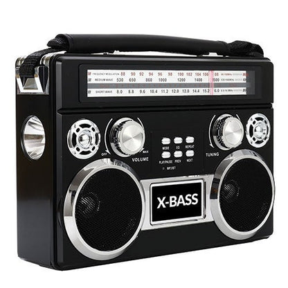 PORTABLE 3 BAND RADIO W/ BLUETOOTH & FLASHLIGHT