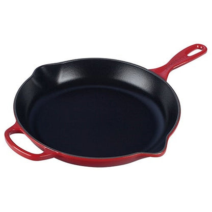 11.75" SIGNATURE CAST IRON SKILLET
