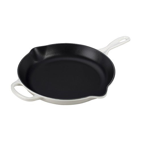 11.75" SIGNATURE CAST IRON SKILLET