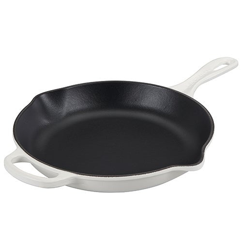 10.25" SIGNATURE CAST IRON SKILLET