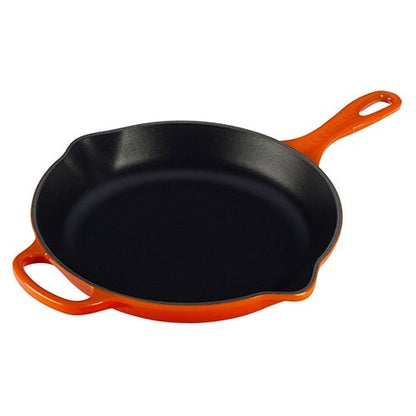 9" SIGNATURE CAST IRON SKILLET