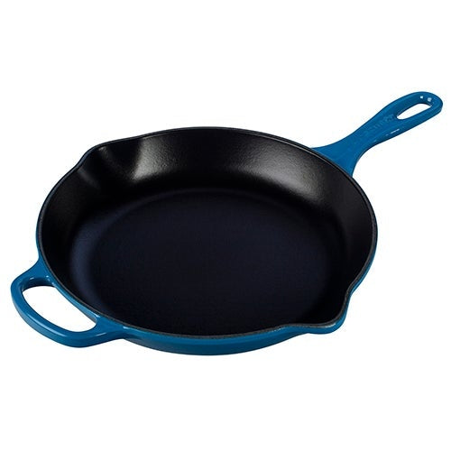10.25" SIGNATURE CAST IRON SKILLET