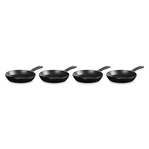 SET OF 4 GOURMAND CAST IRON MINI 0.3QT SKILLETS