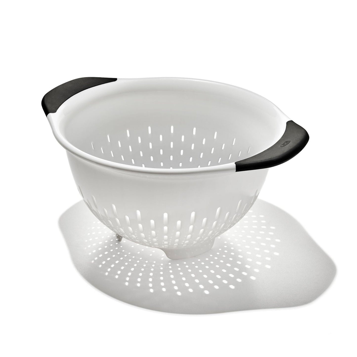 GOOD GRIPS 3QT PLASTIC COLANDER