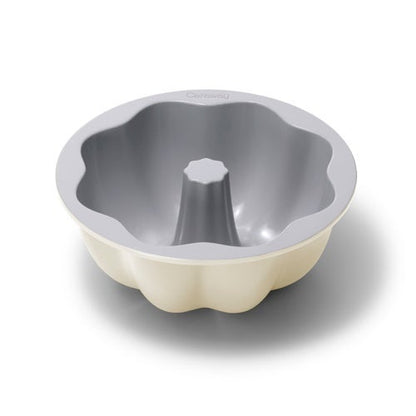 FLUTED CAKE PAN CREAM